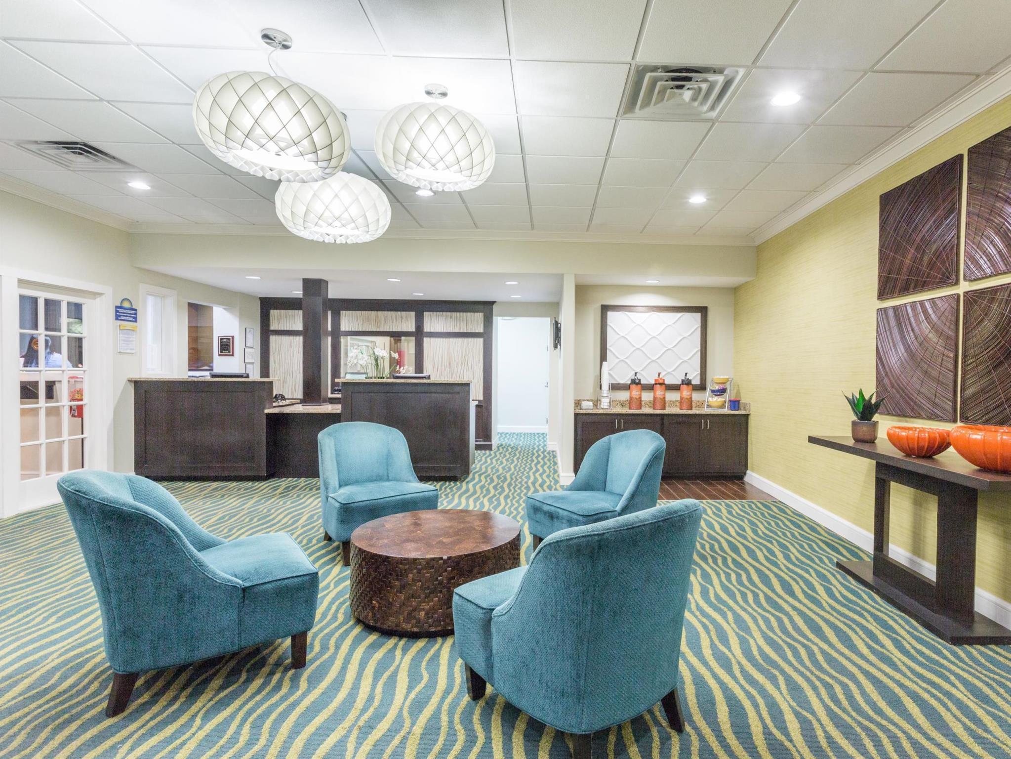 Days Inn By Wyndham Adel I-75 Exterior foto